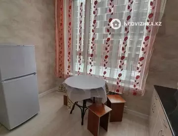 1-комнатная квартира, этаж 5 из 12, 40 м²
