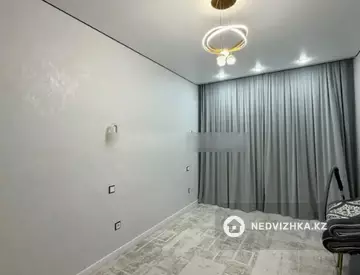 2-комнатная квартира, этаж 3 из 12, 63 м²