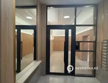 2-комнатная квартира, этаж 4 из 16, 55 м²