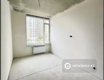 1-комнатная квартира, этаж 3 из 9, 38 м²