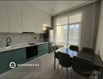 1-комнатная квартира, этаж 3 из 10, 39 м²