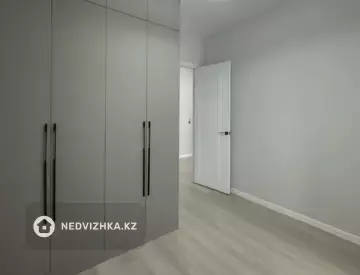2-комнатная квартира, этаж 3 из 9, 42 м²