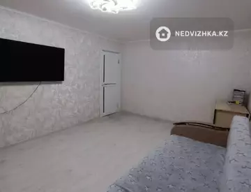 2-комнатная квартира, этаж 1 из 6, 49 м²