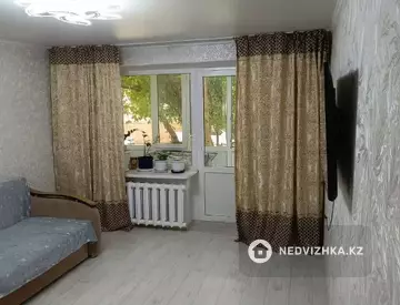 2-комнатная квартира, этаж 1 из 6, 49 м²