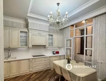 3-комнатная квартира, этаж 1 из 9, 103 м²