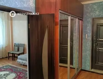 2-комнатная квартира, этаж 3 из 9, 65 м²