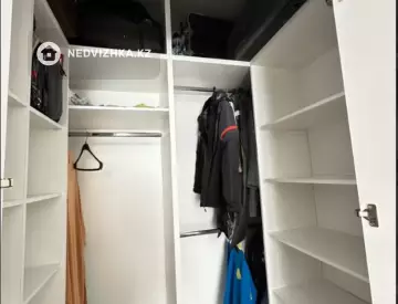 1-комнатная квартира, этаж 5 из 9, 42 м²