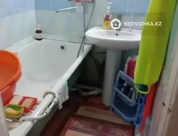 2-комнатная квартира, этаж 3 из 5, 45 м²