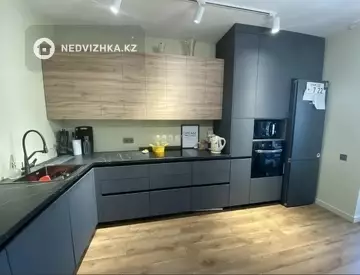 2-комнатная квартира, этаж 13 из 17, 67 м²
