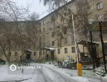 3-комнатная квартира, этаж 4 из 5, 81 м²
