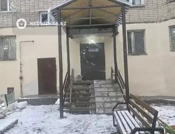 3-комнатная квартира, этаж 4 из 5, 81 м²