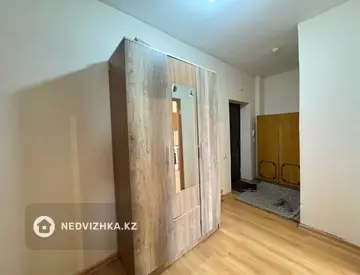 1-комнатная квартира, этаж 13 из 14, 37 м²