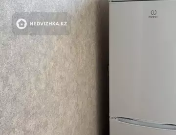 3-комнатная квартира, этаж 5 из 5, 60 м²