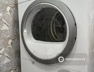 4-комнатная квартира, этаж 10 из 10, 147 м²