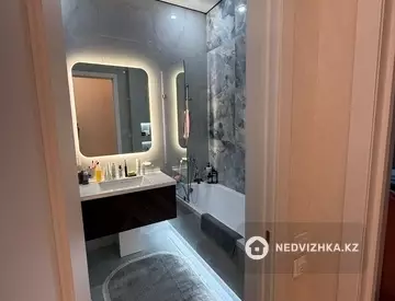 3-комнатная квартира, этаж 4 из 9, 90 м²