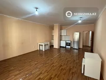 1-комнатная квартира, этаж 7 из 12, 52 м²