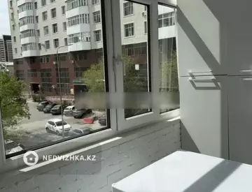 3-комнатная квартира, этаж 3 из 5, 63 м²