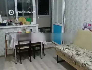 1-комнатная квартира, этаж 10 из 24, 44 м²