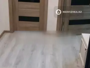 1-комнатная квартира, этаж 10 из 24, 44 м²