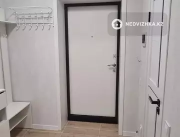 1-комнатная квартира, этаж 3 из 9, 36 м²