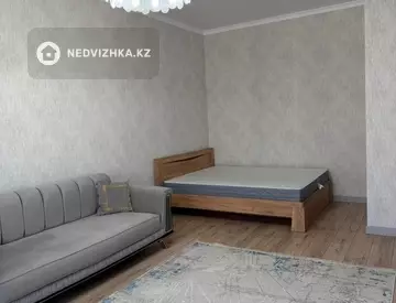1-комнатная квартира, этаж 14 из 17, 44 м²