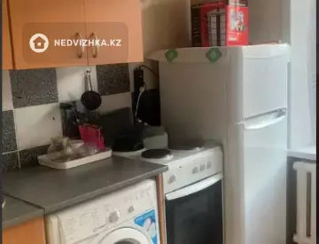 1-комнатная квартира, этаж 3 из 5, 30 м²