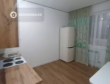 1-комнатная квартира, этаж 2 из 15, 45 м²