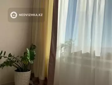 2-комнатная квартира, этаж 4 из 9, 55 м²