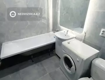 2-комнатная квартира, этаж 4 из 5, 51 м²