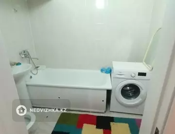 1-комнатная квартира, этаж 17 из 17, 37 м²