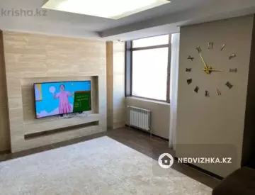 4-комнатная квартира, этаж 19 из 25, 140 м²