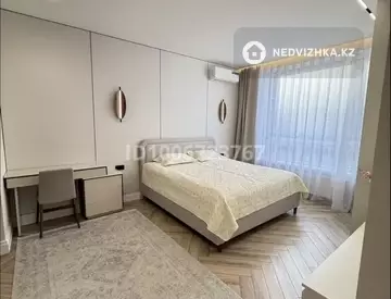 3-комнатная квартира, этаж 3 из 12, 109 м²