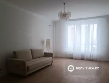 3-комнатная квартира, этаж 4 из 12, 126 м²
