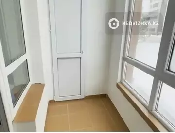 3-комнатная квартира, этаж 1 из 8, 90 м²