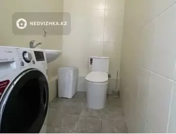 3-комнатная квартира, этаж 1 из 8, 90 м²