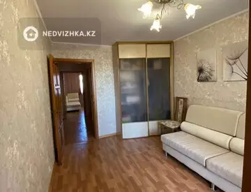 3-комнатная квартира, этаж 2 из 9, 63 м²
