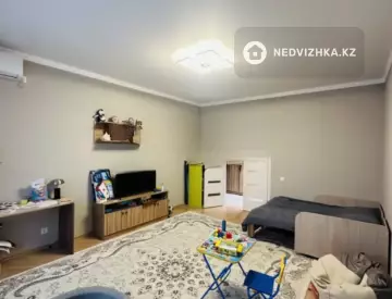 2-комнатная квартира, этаж 5 из 12, 73 м²