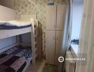 3-комнатная квартира, этаж 11 из 12, 64 м²