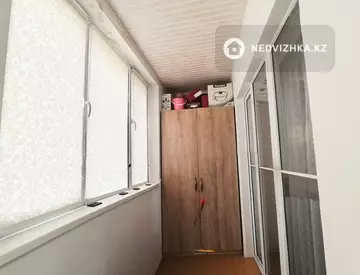 3-комнатная квартира, этаж 4 из 5, 61 м²