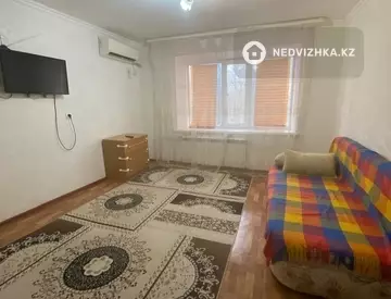 2-комнатная квартира, этаж 4 из 5, 51 м²