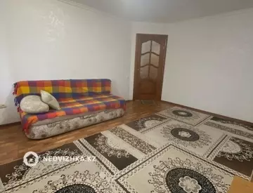 2-комнатная квартира, этаж 4 из 5, 51 м²