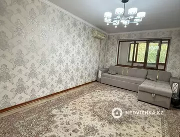 2-комнатная квартира, этаж 2 из 4, 60 м²