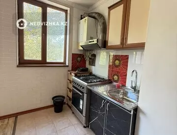 2-комнатная квартира, этаж 2 из 4, 60 м²
