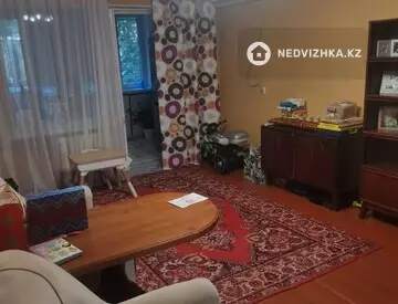 3-комнатная квартира, этаж 3 из 4, 60 м²