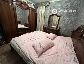 3-комнатная квартира, этаж 4 из 5, 70 м²