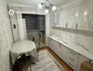 2-комнатная квартира, этаж 1 из 5, 50 м²