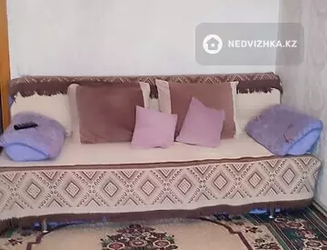 2-комнатная квартира, этаж 4 из 5, 60 м²