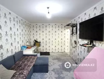 2-комнатная квартира, этаж 2 из 4, 45 м²