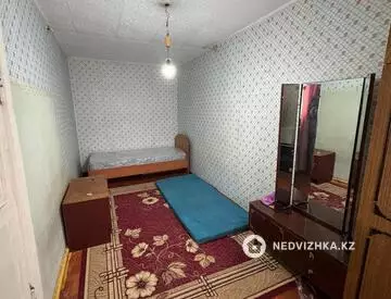 2-комнатная квартира, этаж 3 из 5, 44 м²