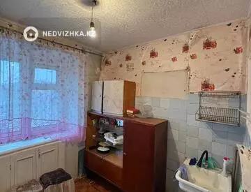 2-комнатная квартира, этаж 3 из 5, 44 м²